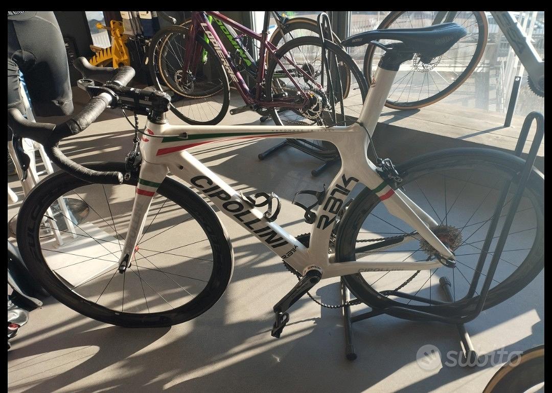 Cipollini Rb1k Cipollini Bici Prezzi 2022 Bicycle Biciclette