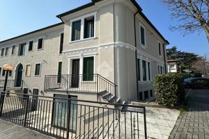 NEGOZIO A BASSANO DEL GRAPPA