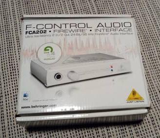 Behringer FCA202