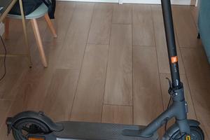 Mi Electric Scooter 1S