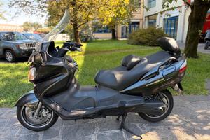 Suzuki Burgman 650 EXECUTIVE