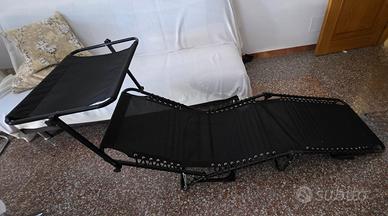 Due lettini da  giardino