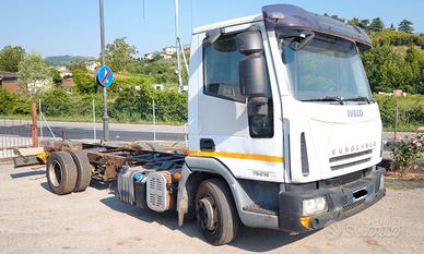 IVECO 75E18 anno 2012 a telaio passo 3690