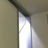 Binario per porte scorrevoli armadi