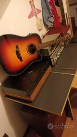 Chitarra acustica