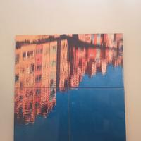 Quadro Mosaico riflessi di edifici sull'acqua 