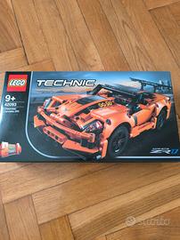 LEGO Technics Chevrolet Corvette ZR1 