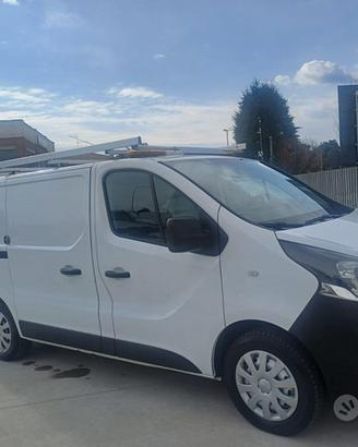 Opel vivaro attrezzato
