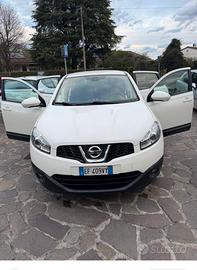 Auto Nissan qashqai
