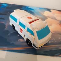 Transformers G1 first aid ambulanza 