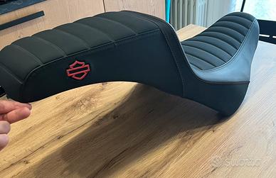 SELLA ORIGINALE Harley Davidson SWITCHBACK
