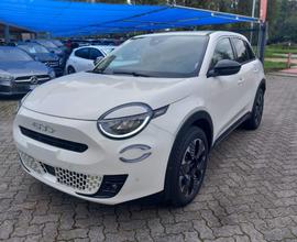 FIAT 600 Hybrid DCT MHEV La Prima