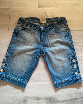 Pantaloncini jeans b.young