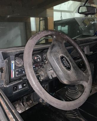 Lend rover 90