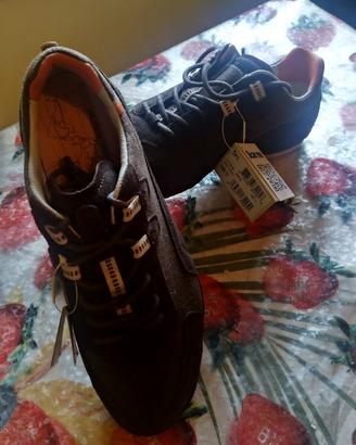 T-Shoes scarpe NUOVO