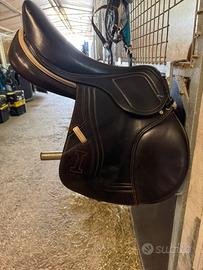 Sella da salto Ikonic