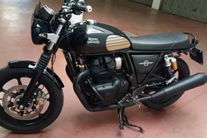 Royal Enfield Interceptor 650 Balck Ray Come Nuova