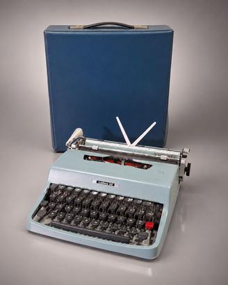 Macchina da Scrivere Olivetti Lettera 32