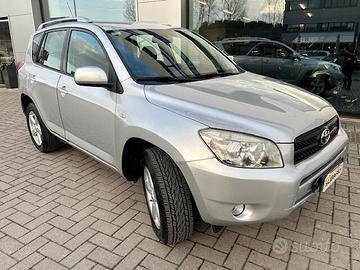 Toyota RAV 4 RAV4 2.2 D-4D 136 CV DPF Sol