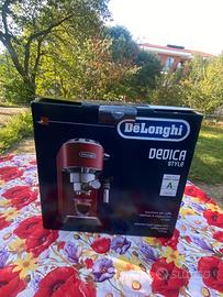 Macchina da Caffè DeLonghi Dedica Style RossaNUOVA