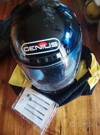 Casco integrale Shoei e paraschiena Dainese.