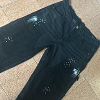 Jeans flared nuovo con cartellino