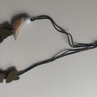 collana in legno e corda
