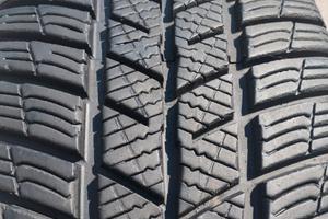 4 gomme m+s 205/55 r16 BARUM  millimetri originali
