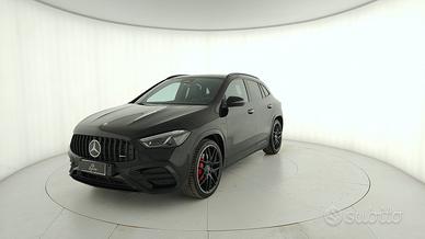 MERCEDES-BENZ GLA AMG 45 S AMG Line Premium Racing