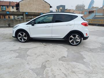 Ford Fiesta Active 1.0 Ecoboost Start&Stop