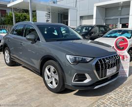 AUDI Q3 35 TDI S tronic Business Advanced