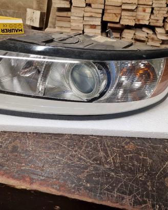 Faro anteriore Volvo V50
