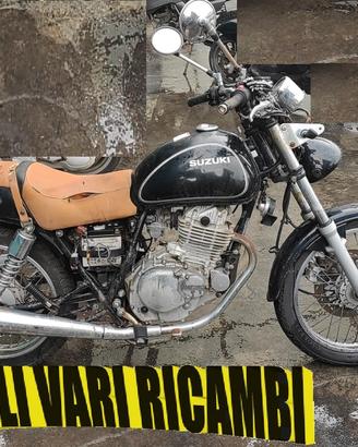 SUZUKI TU 250 ANNO 2000 x RICAMBI
