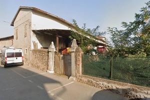 Ideale Investitori o Professionisti -Rustico con M