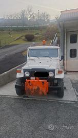 Fuoristrada d’epoca 4x4 – ideale per restauro 