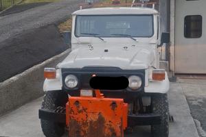 Fuoristrada d’epoca 4x4 – ideale per restauro 