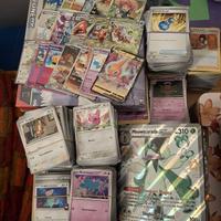 Pokémon: lotto, 5000 carte, 80 rare e altro