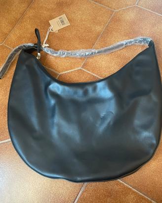 Borsa mezzaluna Carpisa