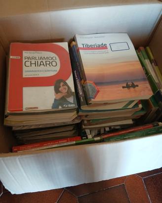 Libri Scolastici delle superiori 