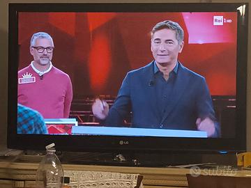 Televisore TV 50" al plasma LG