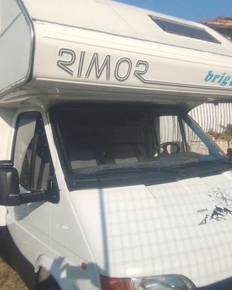 camper mansardato 