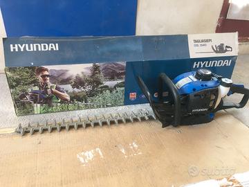 Tagliasiepi a scoppio Hyundai 25 cc 1,15 hp