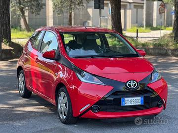 TOYOTA Aygo 2ª serie - 2015