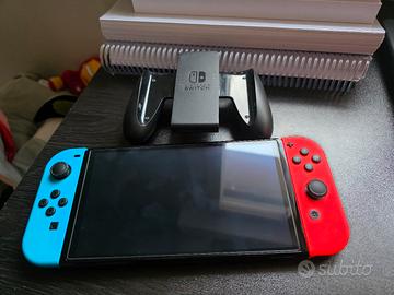 Nintendo Switch OLED (2023) + Custodia