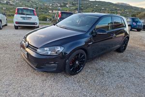 Volkswagen Golf 1.6 TDI 110 CV 5p. Highline BlueMo