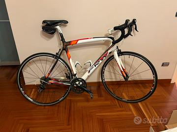 Bici corsa FRW carbonio