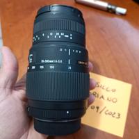 Obiettivo SIGMA per nikon 70 300 zoom come nuovo