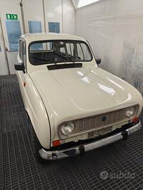 Renault 4  