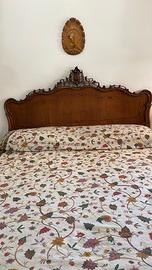 testiera del letto in stile