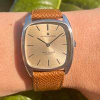 Universal Geneve White Shadow 866105 raro